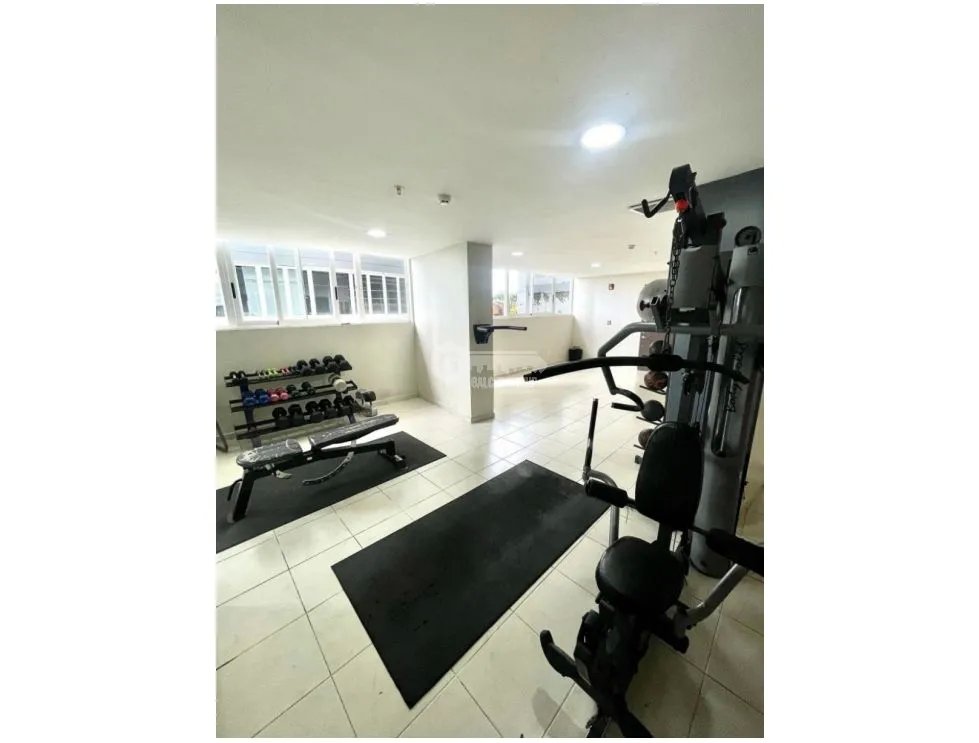 SE VENDE APARTAMENTO EN AV. BALBOA BAY VIEW 65M 2 HABITACIONES BALCON