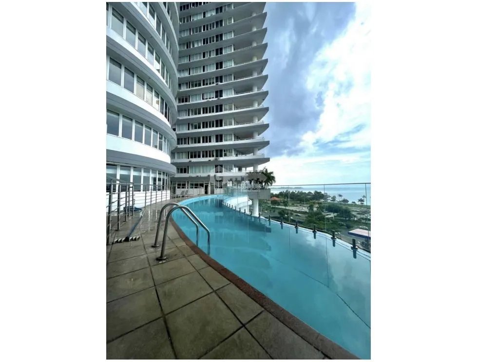 SE VENDE APARTAMENTO EN AV. BALBOA BAY VIEW 65M 2 HABITACIONES BALCON