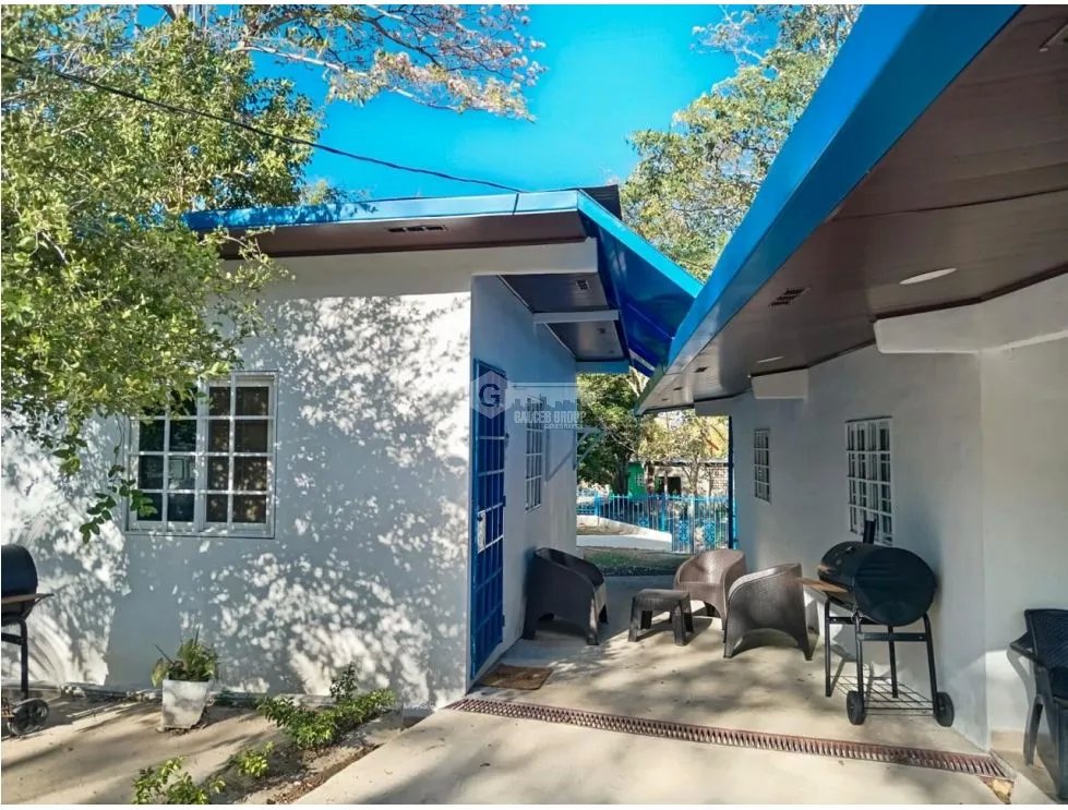 SE VENDE CASA EN SAN CARLOS  EL PALMAR 1500 M2 CON PISCINA