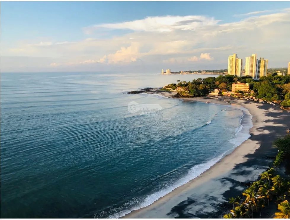 TERRENO  / CHAME / CORONADO / 1,732M2 / ZONA RESIDENCIAL