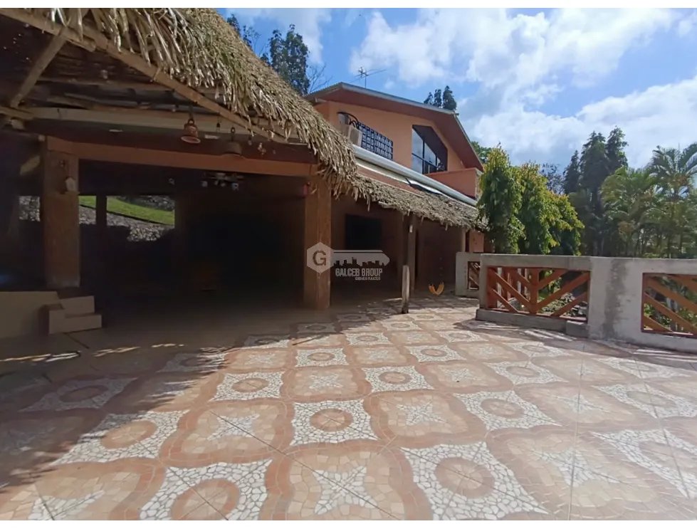 SE VENDE FINCA DE 26 HECTAREA UBICADA EN EL CACAO CAPIRA NEGOCIABLE