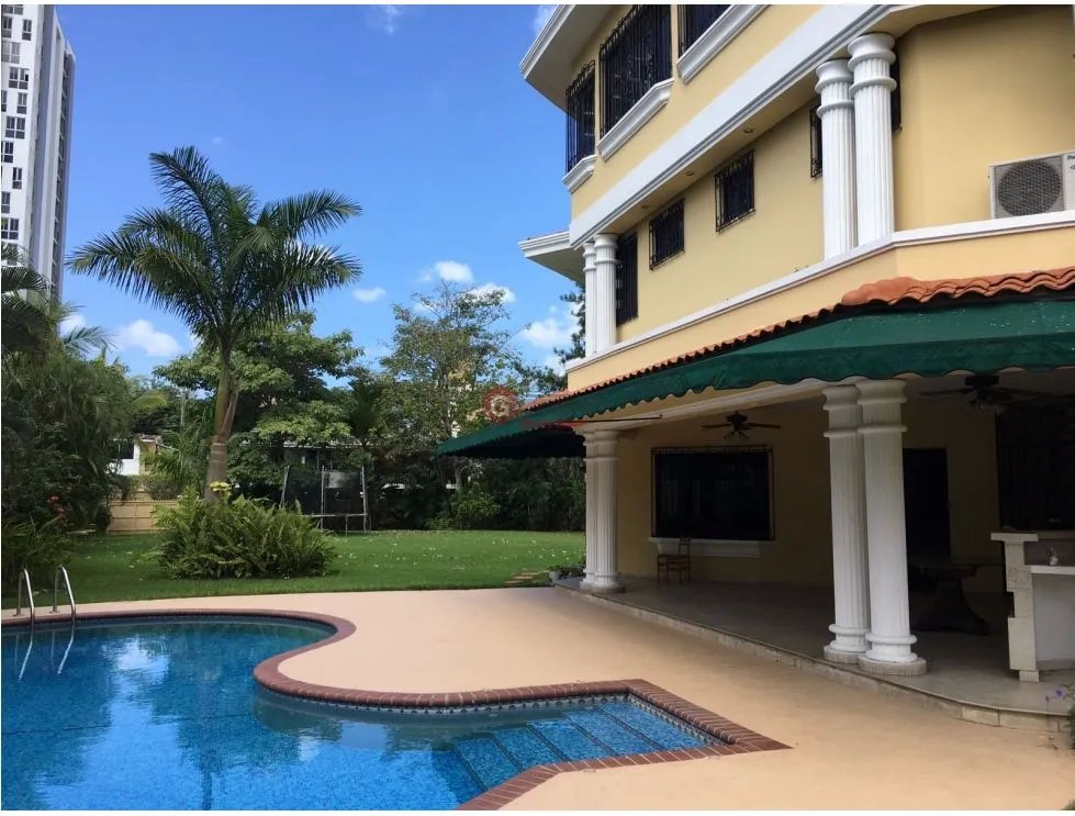 Building Lot for sale in El Carmen