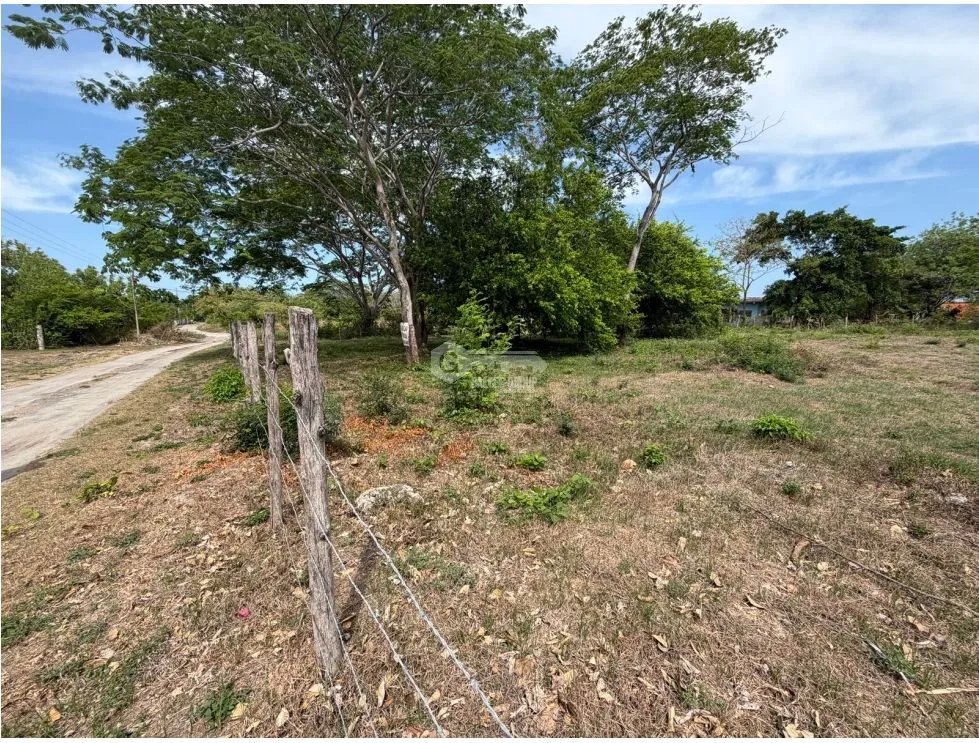 SE VENDE TERRENO EN PLAYA MALIBU SEGUNDA LINEA DEL MAR
