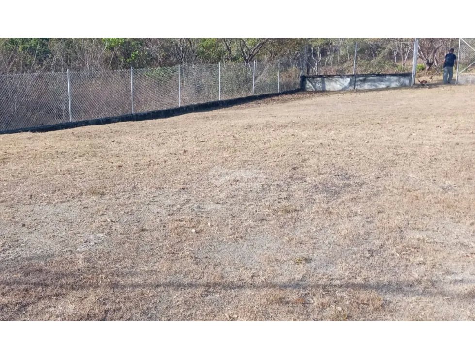 LAGOMAR / SAN CARLOS / 1600M / TERRENO CON GAZEBO / FRENTE AL LAGO