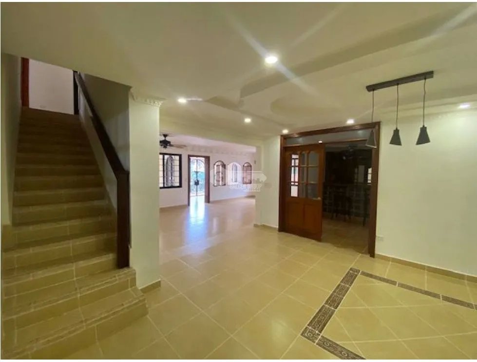 SE VENDE CASA EN SAN FRANCISCO LOMA ALEGRE CON TERRAZA Y ANEXO