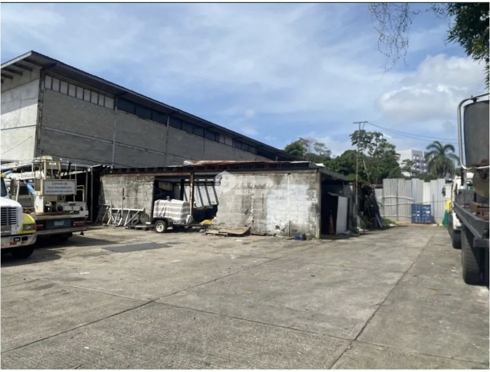 SE VENDE TERRENO EN RIO ABAJO CODIGO C-2 RM1 IDEAL PARA INVERSION