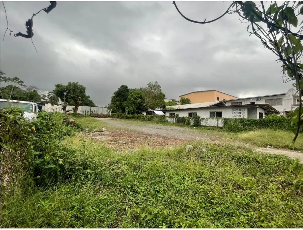 SE VENDE TERRENO EN RIO ABAJO CODIGO C-2 RM1 IDEAL PARA INVERSION