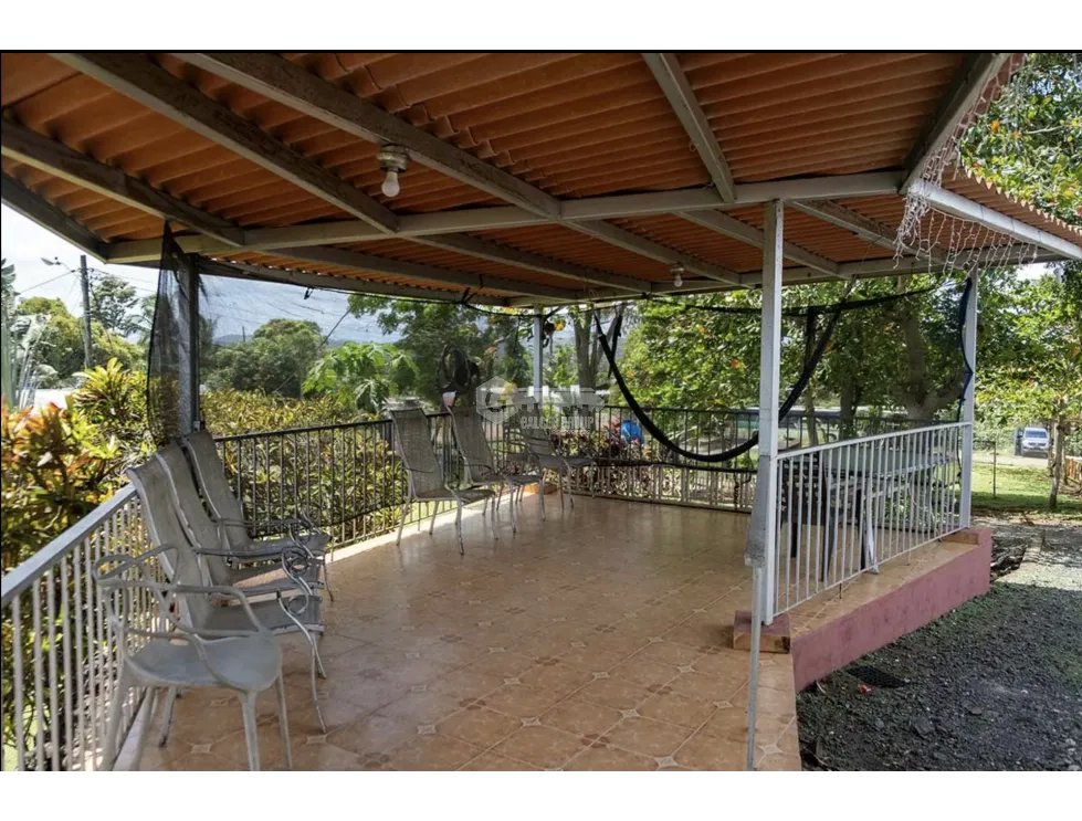 CHORRERA / EL COCO / 4041M / FINCA CON PISCINA Y GAZEBO