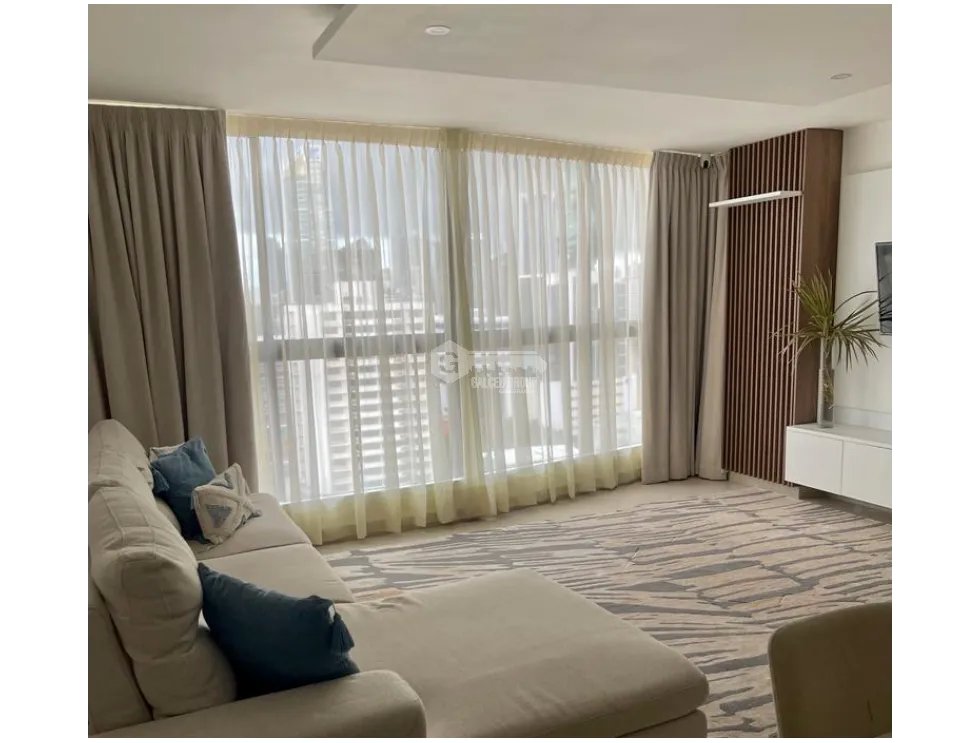 OBARRIO / PH LA FONTANA / 210M / 4 HABITACIÓN / 4 BAÑOS / 2 PARKING