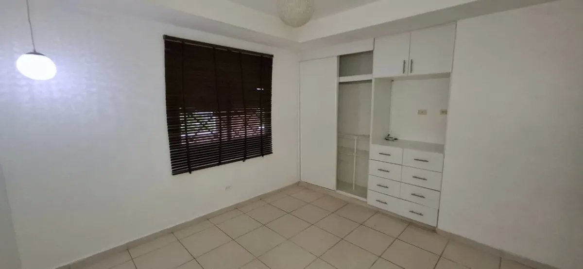 Alquiler de Casa en Residencial Verde Real, La Chorrera, Barrio Colón