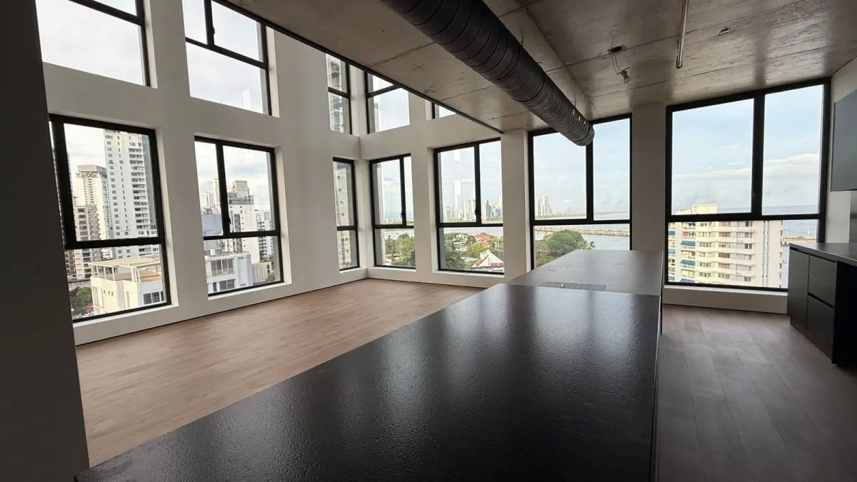 Apartment For Rent in Coco del Mar