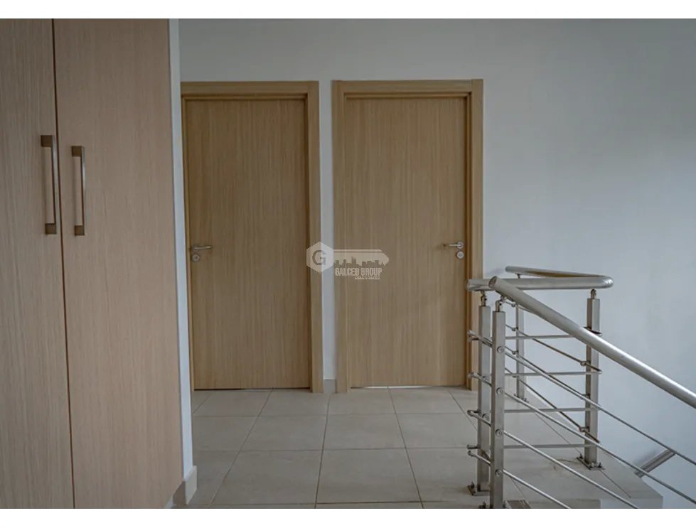 SE ALQUILA CASA EN PASEO DEL NORTE  215M 4 HABITACIONES AMOBLADA