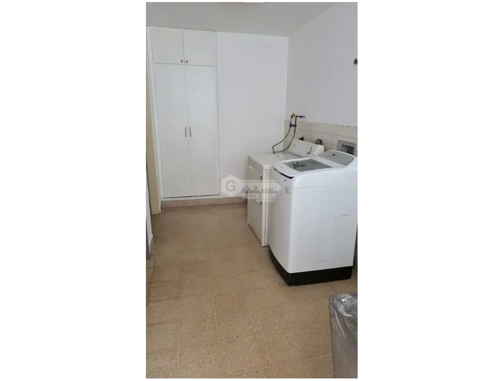 OBARRIO / EDIFICIO EDEN ROC / 269M / 3 HABITACIONES / 2 BALCONES