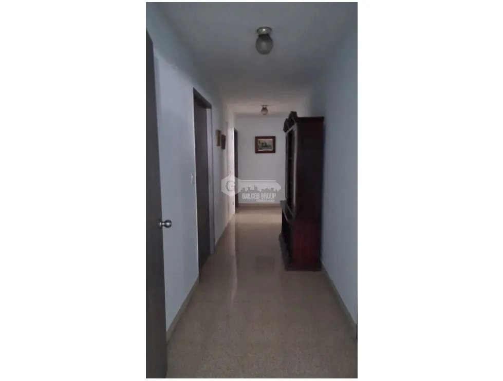 OBARRIO / EDIFICIO EDEN ROC / 269M / 3 HABITACIONES / 2 BALCONES