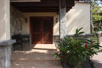 15301 - Camino de cruces - propiedades