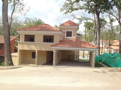 22509 - Clayton - casas - los senderos de camino de cruces