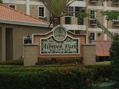 24901 - Albrook - apartamentos