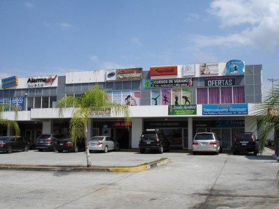 31266 - Brisas del golf - commercials