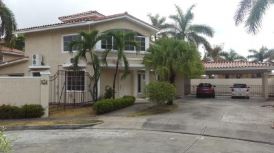 41781 - Costa del este - casas
