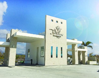 42785 - San carlos - casas - the village