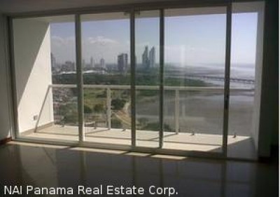 4632 - Altos del golf - apartamentos - ph bahia del golf