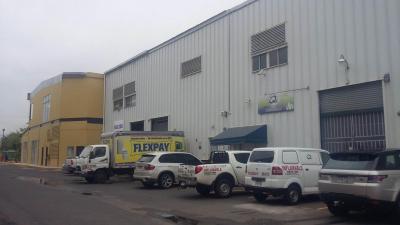 52555 - Tocumen - commercials