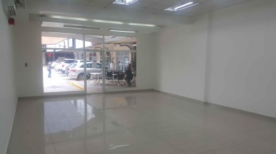 58380 - Costa del este - locales