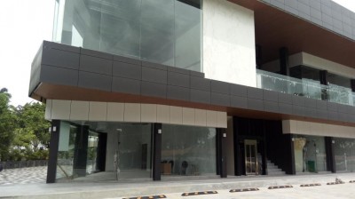 61272 - Via porras - locales