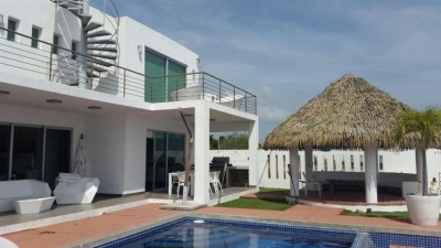 74428 - Nueva gorgona - houses