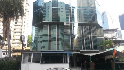 74985 - Marbella - locales