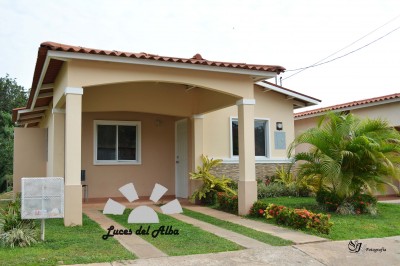 76934 - Arraiján - casas - luces del alba