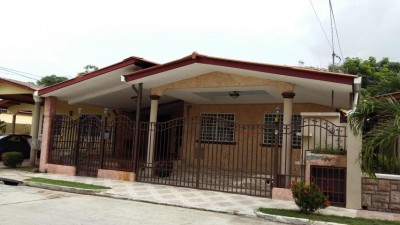 82184 - Brisas del golf - casas