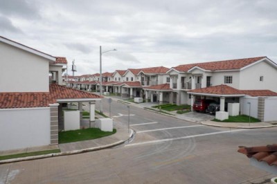 86121 - Ciudad de Panamá - houses - reserva de versalles
