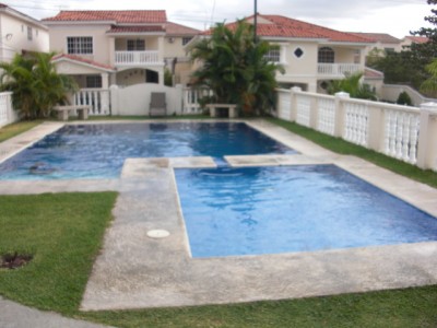 8640 - Condado del rey - casas