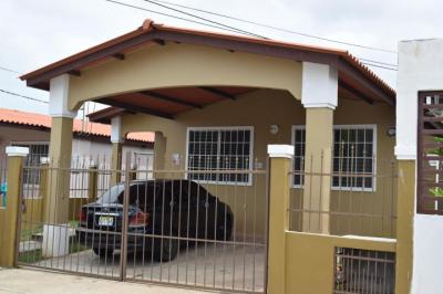 94835 - Brisas del golf - casas